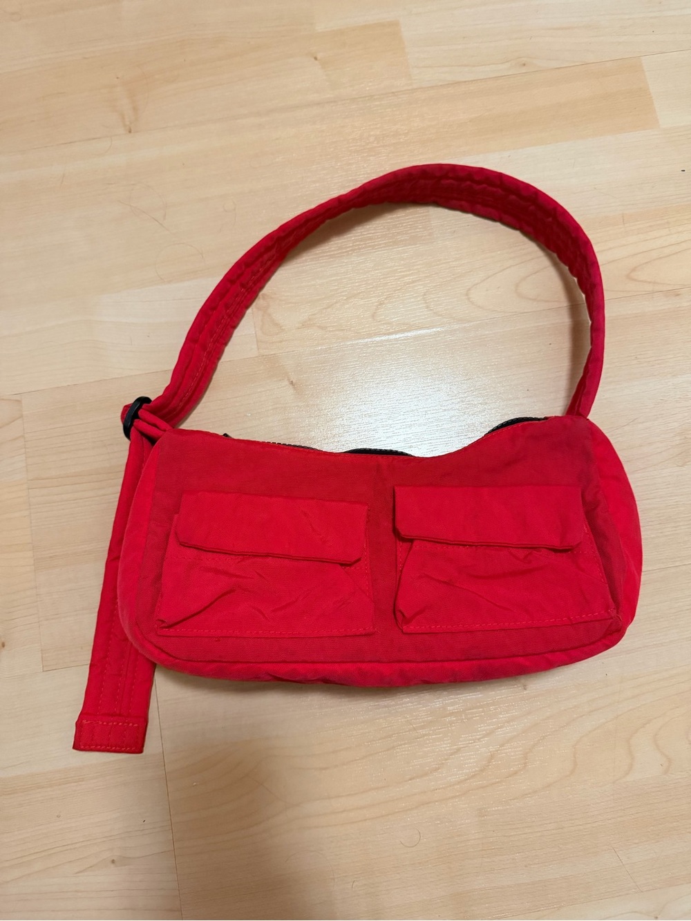 BAGGU Bright Red Shoulder Bag with Double Front Flaps